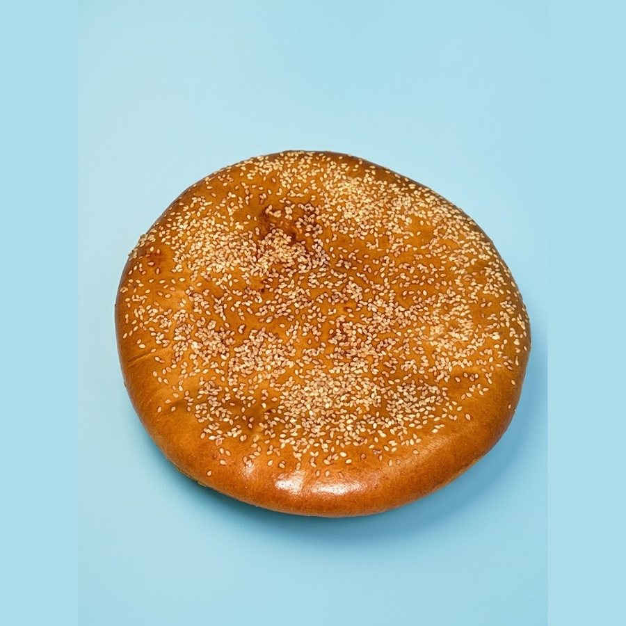 Пирог с яйцом и зелёным луком